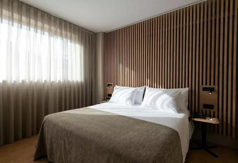 اتاق استاندارد چهار تخته, Aparthotel Atenea Barcelona