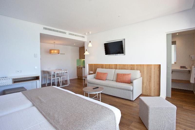 Студия Премиум, Aparthotel Ponent Mar