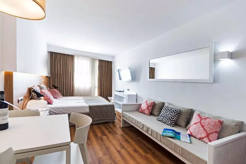 Comfort Studio, Aparthotel Ponent Mar