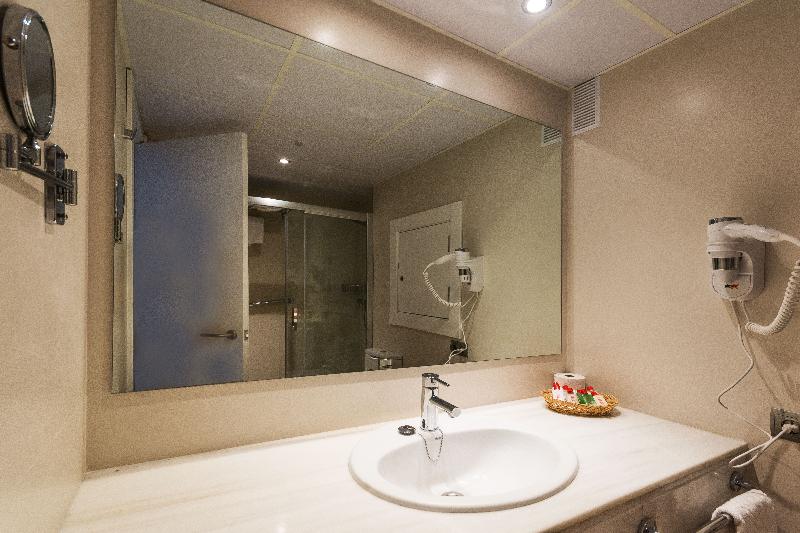 コンフォートワンルーム, Aparthotel Ponent Mar