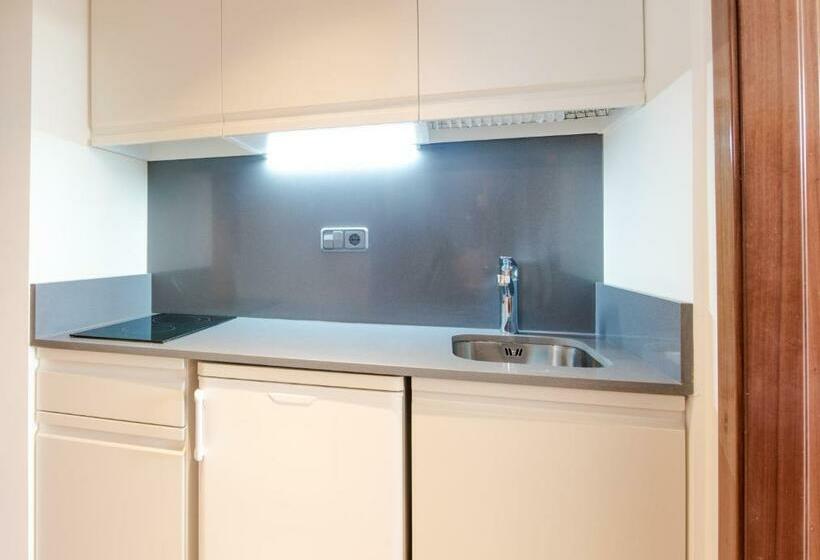 스탠다드 스튜디오, El Pinar