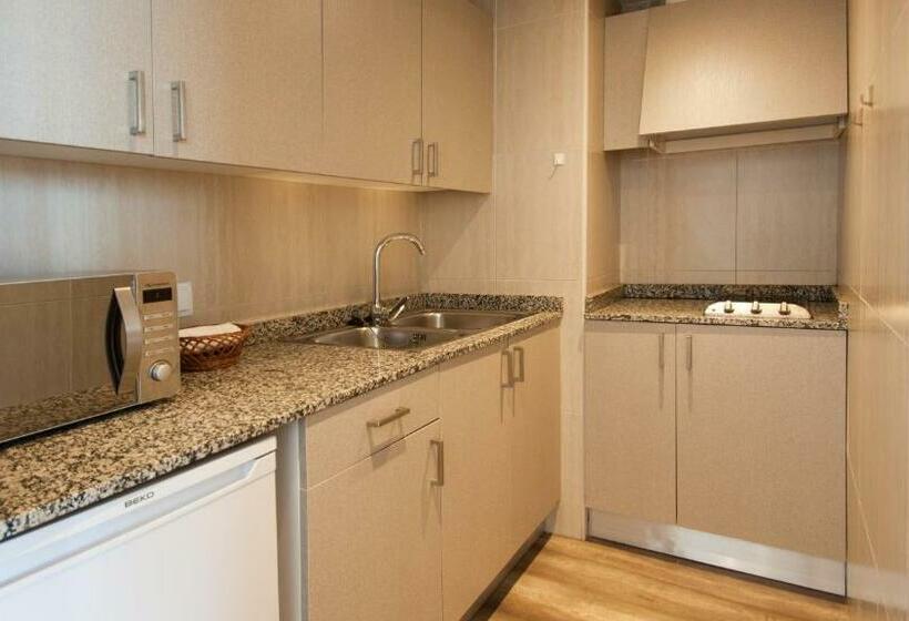 آپارتمان 1 خوابه با چشمانداز جانبی دریا, Apartamentos Vistasol