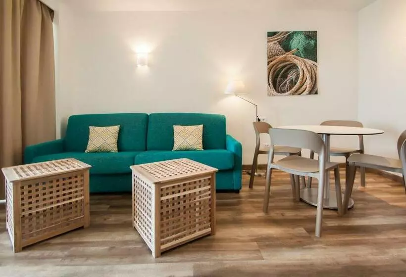 プレミアム２ベッドルームアパート, Apartamentos Vistasol