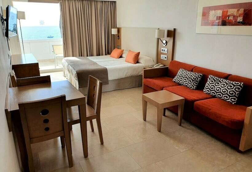 オーシャンビュースーペリアワンルーム, Aparthotel Ponent Mar