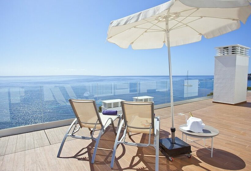 Студио Deluxe Вид на Море, Aparthotel Ponent Mar