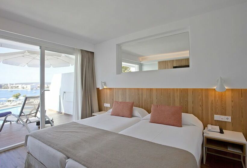 オーシャンビューの１ベッドルームデラックスアパート, Aparthotel Ponent Mar