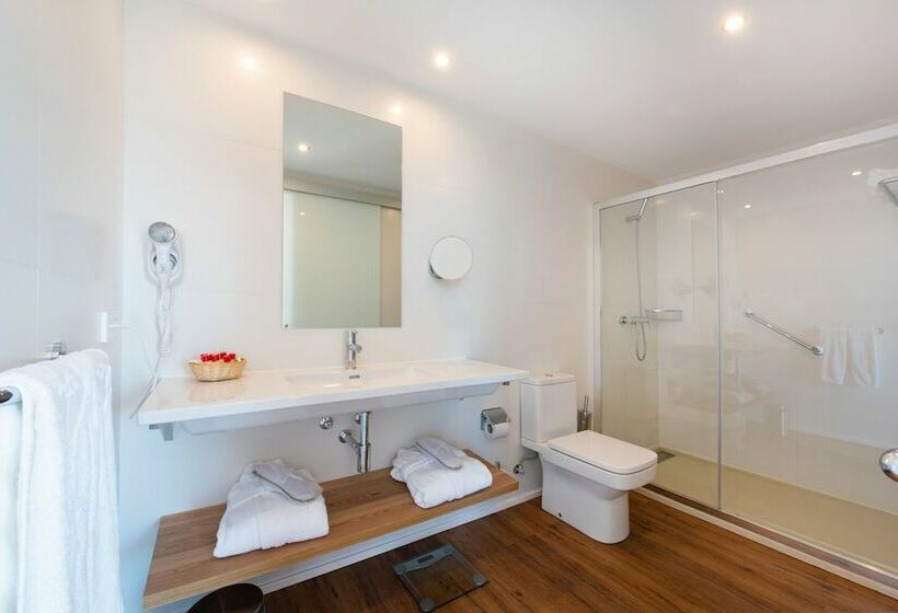 オーシャンビューの１ベッドルームデラックスアパート, Aparthotel Ponent Mar