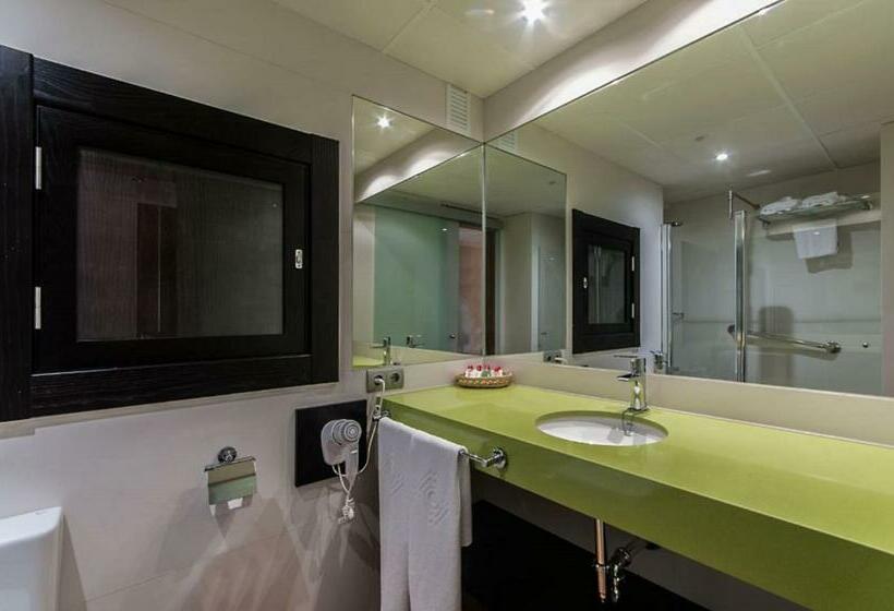 オーシャンビューのスーペリアー１ベッドルームアパートメント, Aparthotel Ponent Mar