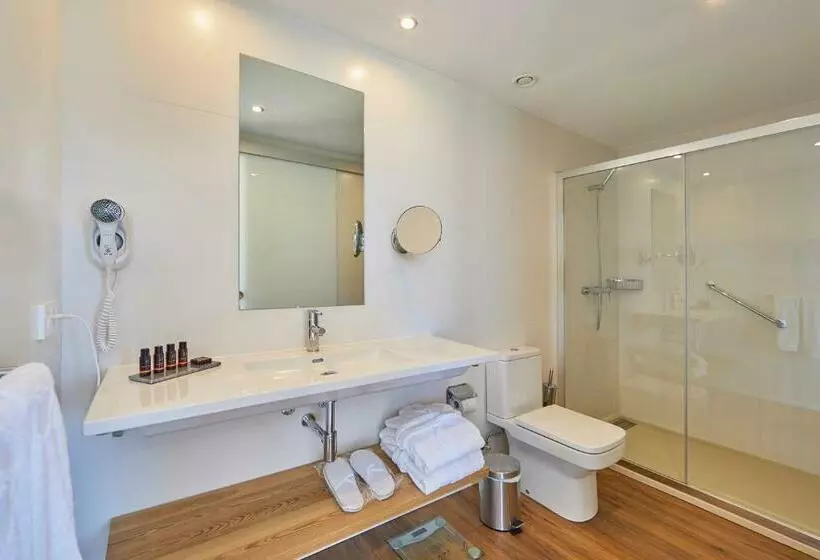 Junior Suite amb Piscina, Aparthotel Ponent Mar