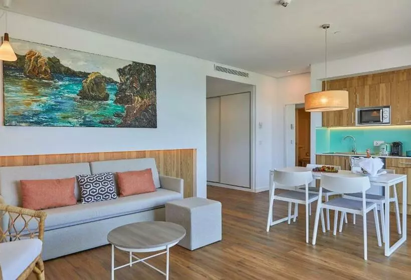 Junior Suite amb Piscina, Aparthotel Ponent Mar