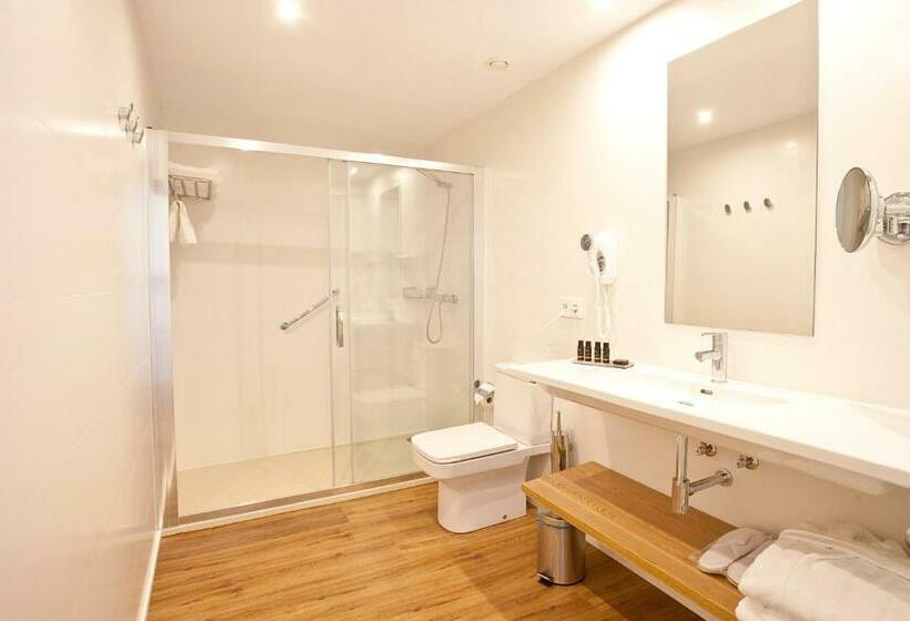 استودیوی پریمیوم, Aparthotel Ponent Mar