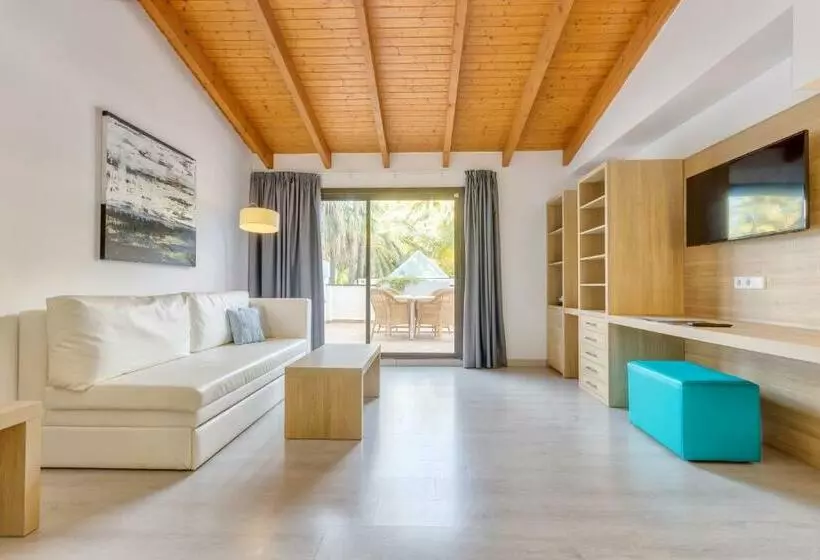 سوییت جونیور, Bahía De Alcudia Hotel & Spa