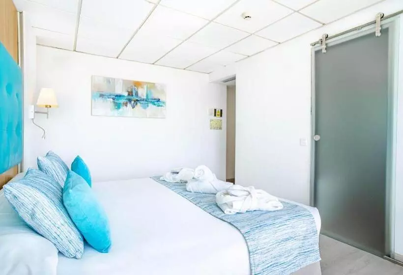 سوئیت جونیور با چشم‌انداز کوهستان, Bahía De Alcudia Hotel & Spa