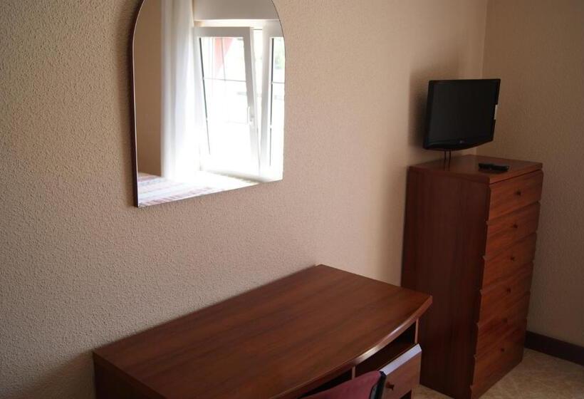 חדר משפחתי, Hostal Hermanos Gutierrez