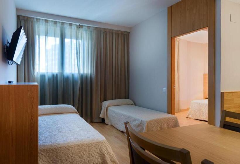 اتاق خانوادگی, Acta Azul Barcelona