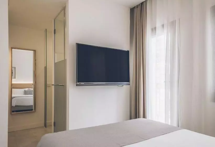 اتاق یک تخته با چشم‌انداز استخر, Aya Seahotel   Adults Only