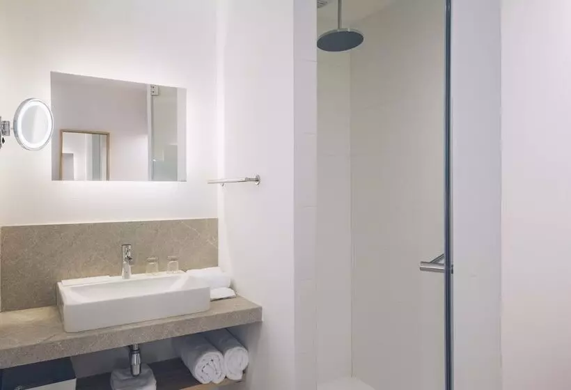 庭の見えるスタンダードトリプルルーム, Aya Seahotel   Adults Only