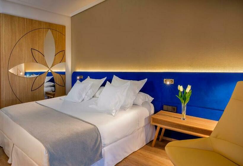 اتاق لوکس, Barcelo  Caceres V Centenario