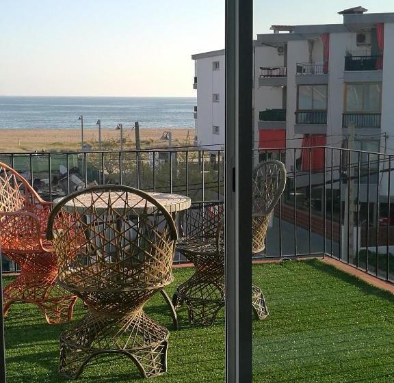 غرفة قياسية مطلّة علي البحر, Beach Playa