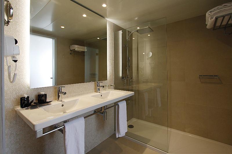 سوییت, Bg Rei Del Mediterrani