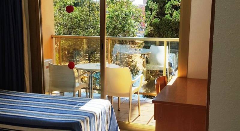 标准间, Bon Repos