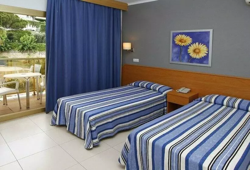 اتاق استاندارد چهار تخته, Bon Repos
