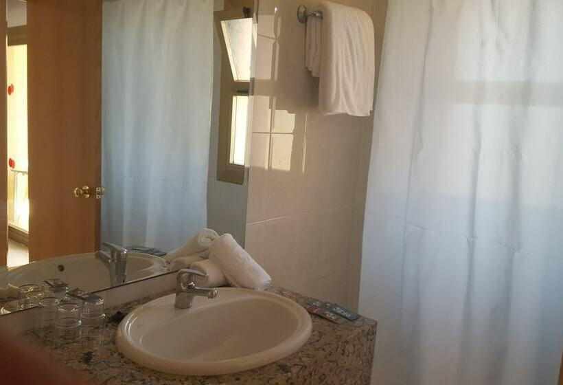 四人标准间, Bon Repos