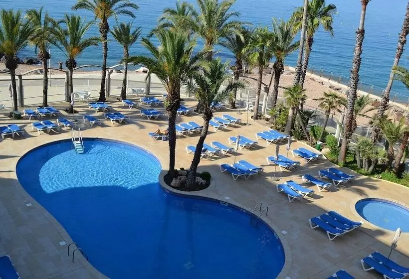 プレステージトリプルルーム, Caprici Beach Hotel & Spa