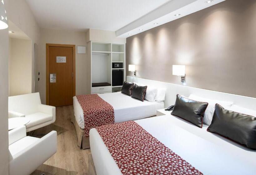 חדר משפחתי, Catalonia Castellnou