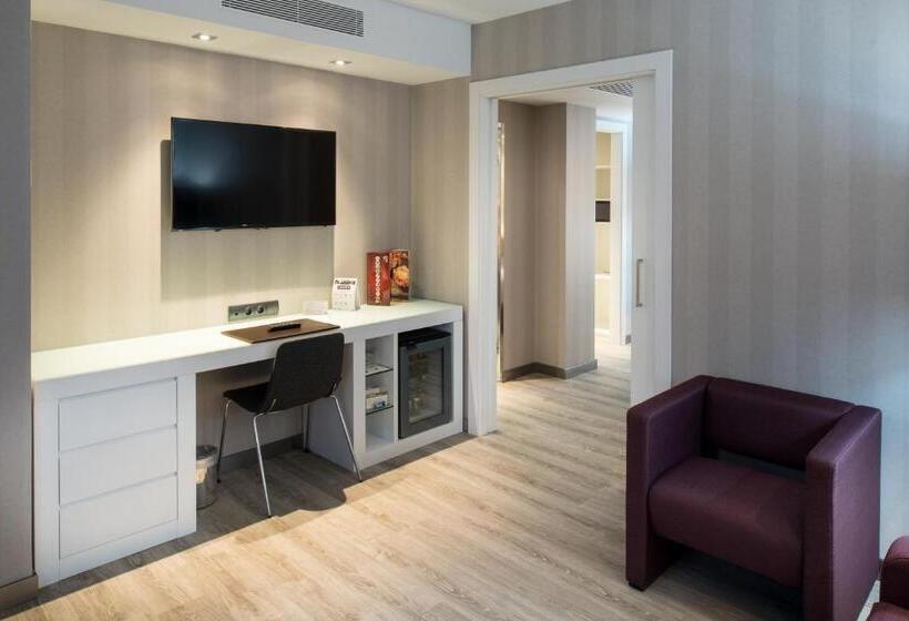 Полулюкс, Catalonia Roma