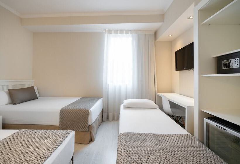 Номер Стандарт Трехместный, Catalonia Roma