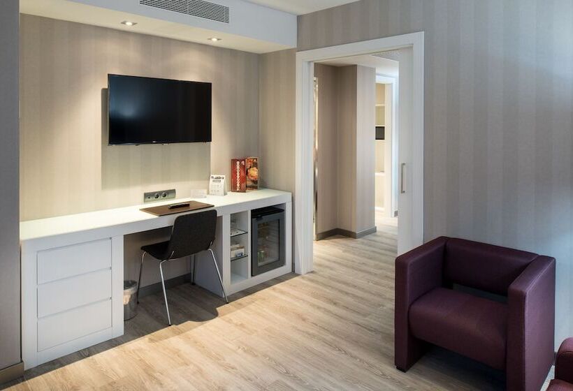 Полулюкс, Catalonia Roma