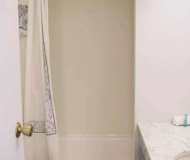 Chambre Supérieure, Cesar