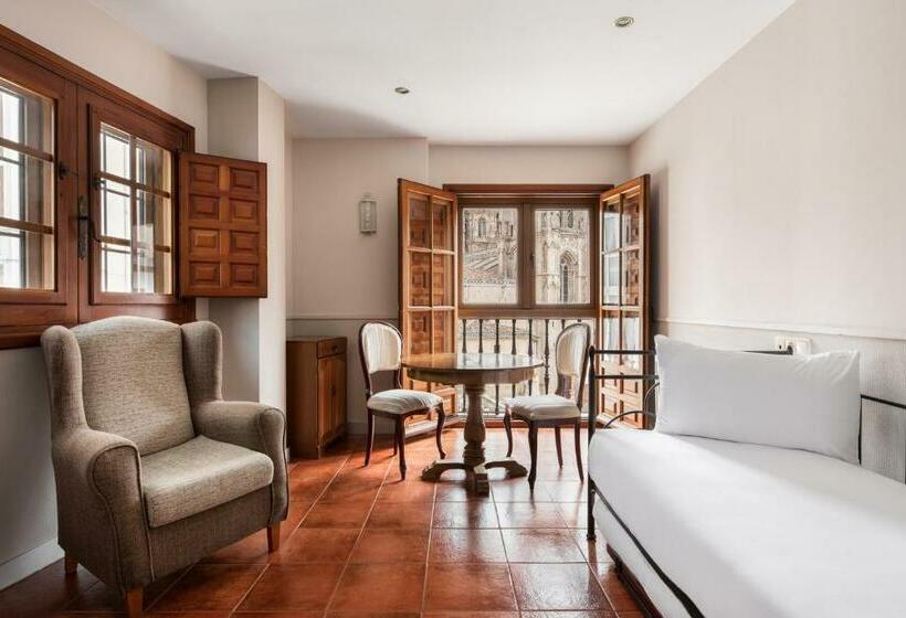 اتاق خانوادگی, Crisol Meson Del Cid