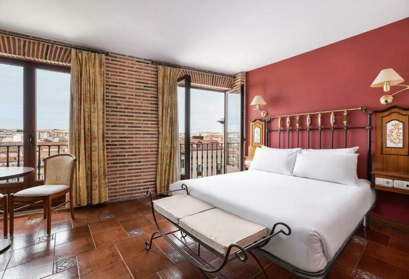 اتاق خانوادگی, Crisol Meson Del Cid