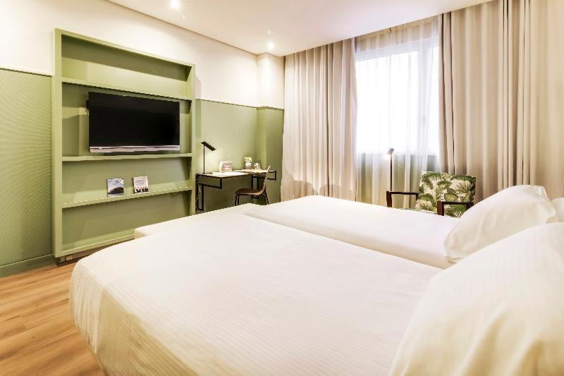 اتاق استاندارد, Eurostars Acteon