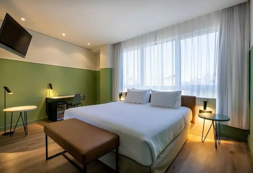 اتاق استاندارد, Eurostars Acteon