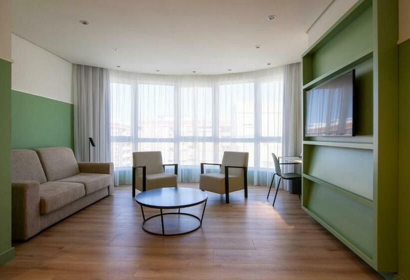 سوییت, Eurostars Acteon