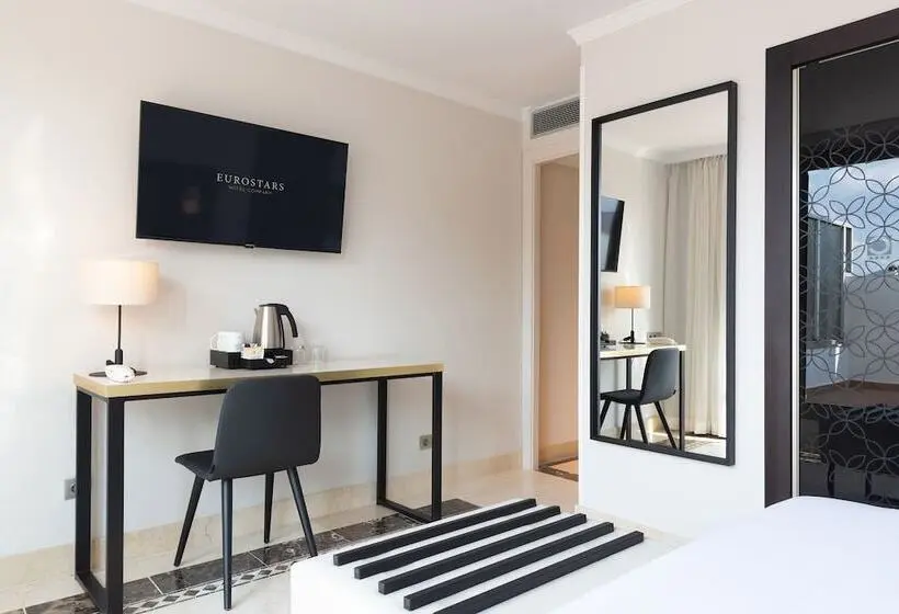 اتاق استاندارد با تراس, Eurostars Cristal Palace
