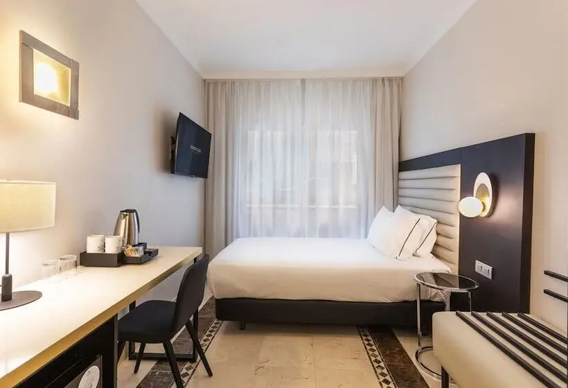 اتاق استاندارد یک نفره, Eurostars Cristal Palace