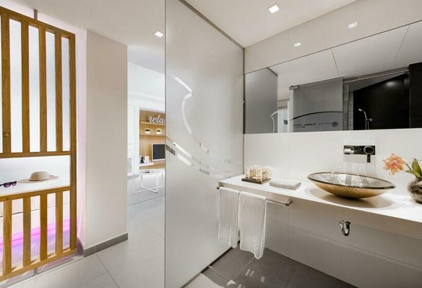 スーペリアールーム, Garbi Ibiza & Spa