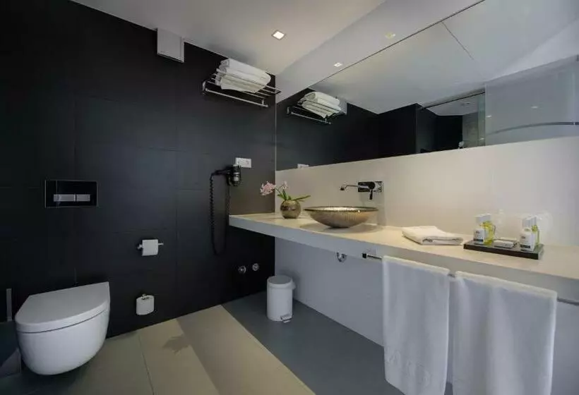 سوییت, Garbi Ibiza & Spa