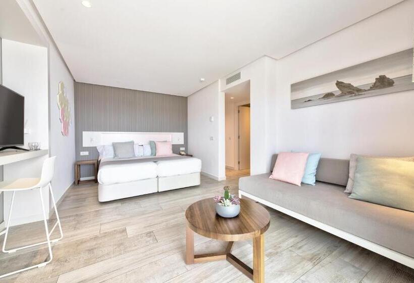 Quarto Estandar com Terraço, Garbi Ibiza & Spa