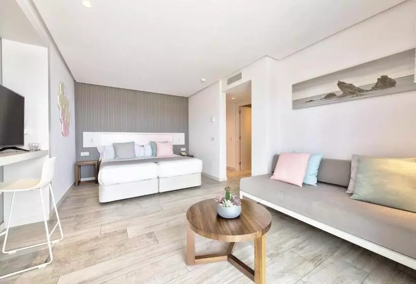 اتاق خانوادگی, Garbi Ibiza & Spa