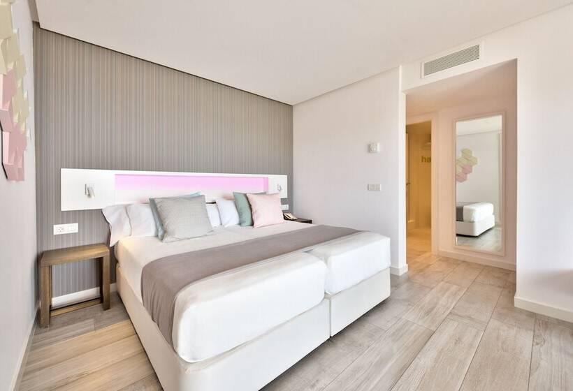 Quarto Estandar com Terraço, Garbi Ibiza & Spa