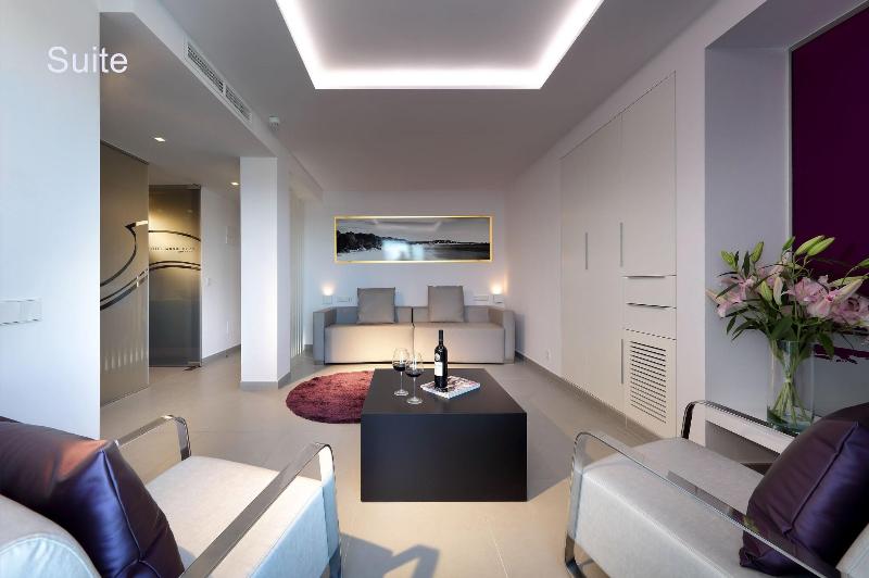 Люкс, Garbi Ibiza & Spa