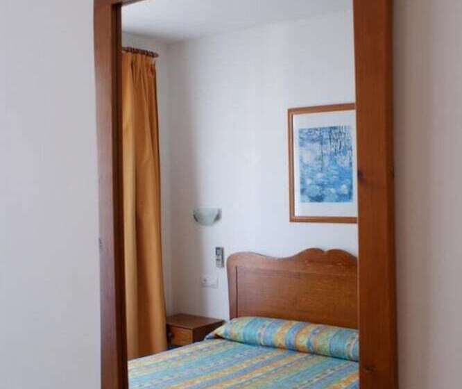 スタンダードシングルルーム, Geminis