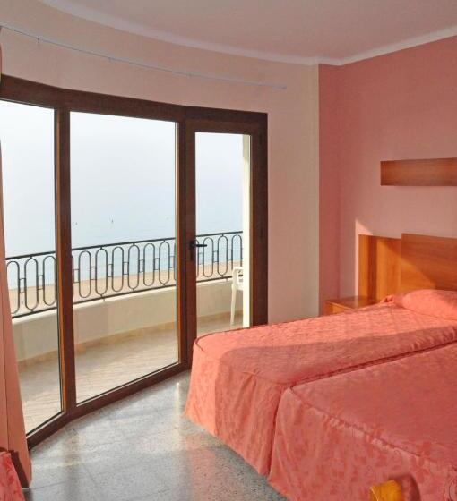 Номер Стандарт Вид на Море, Haromar