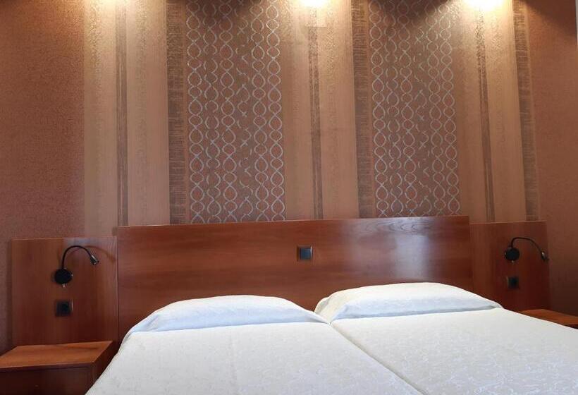 Номер Стандарт Вид на Море, Haromar