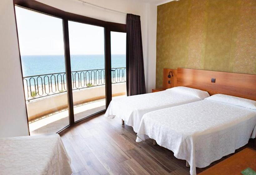 Triple Room Sea View, Haromar